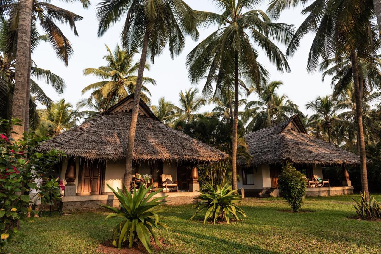 Neeleshwar Hermitage Nīleshwar Exterior foto
