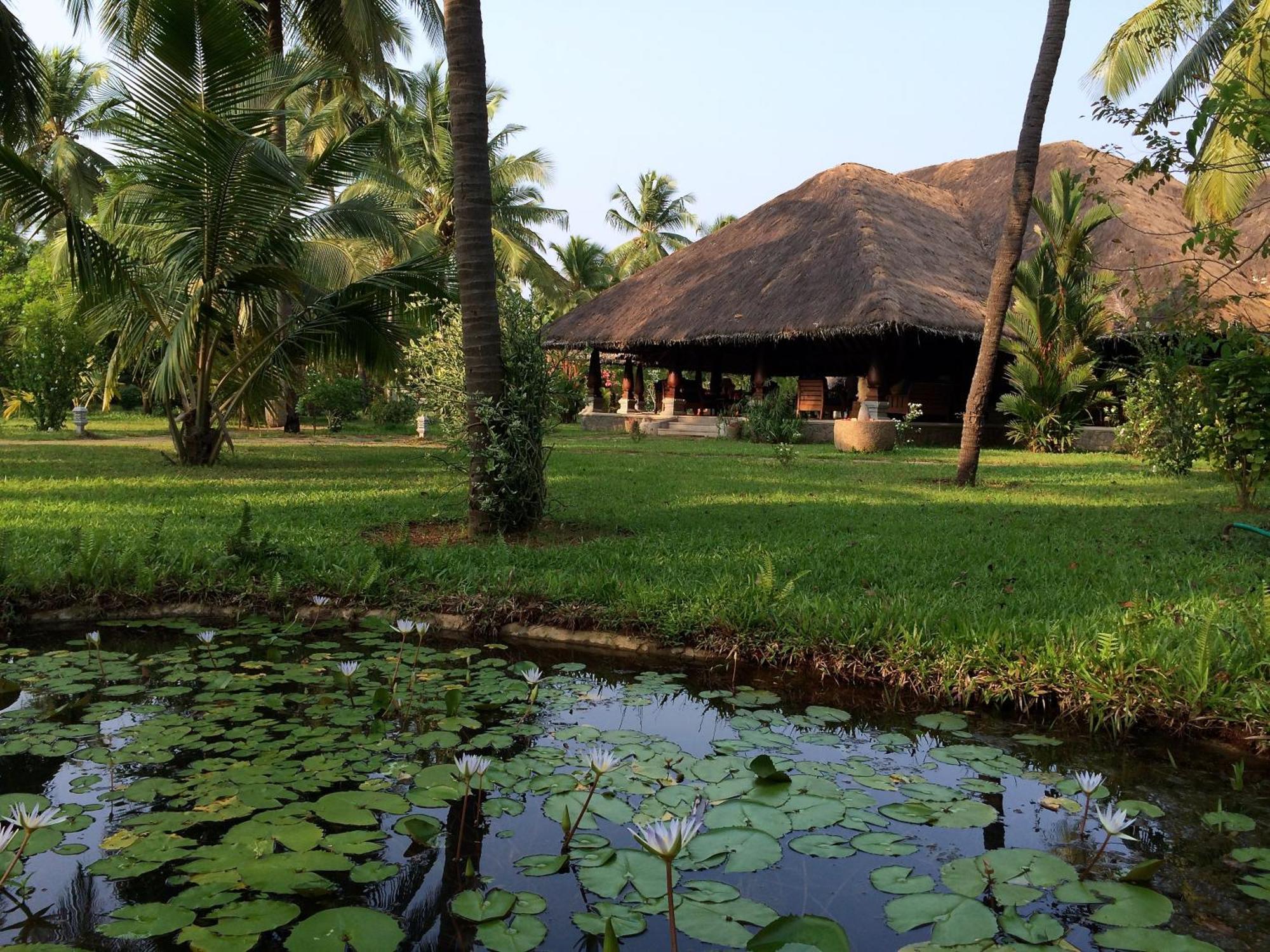 Neeleshwar Hermitage Nīleshwar Exterior foto