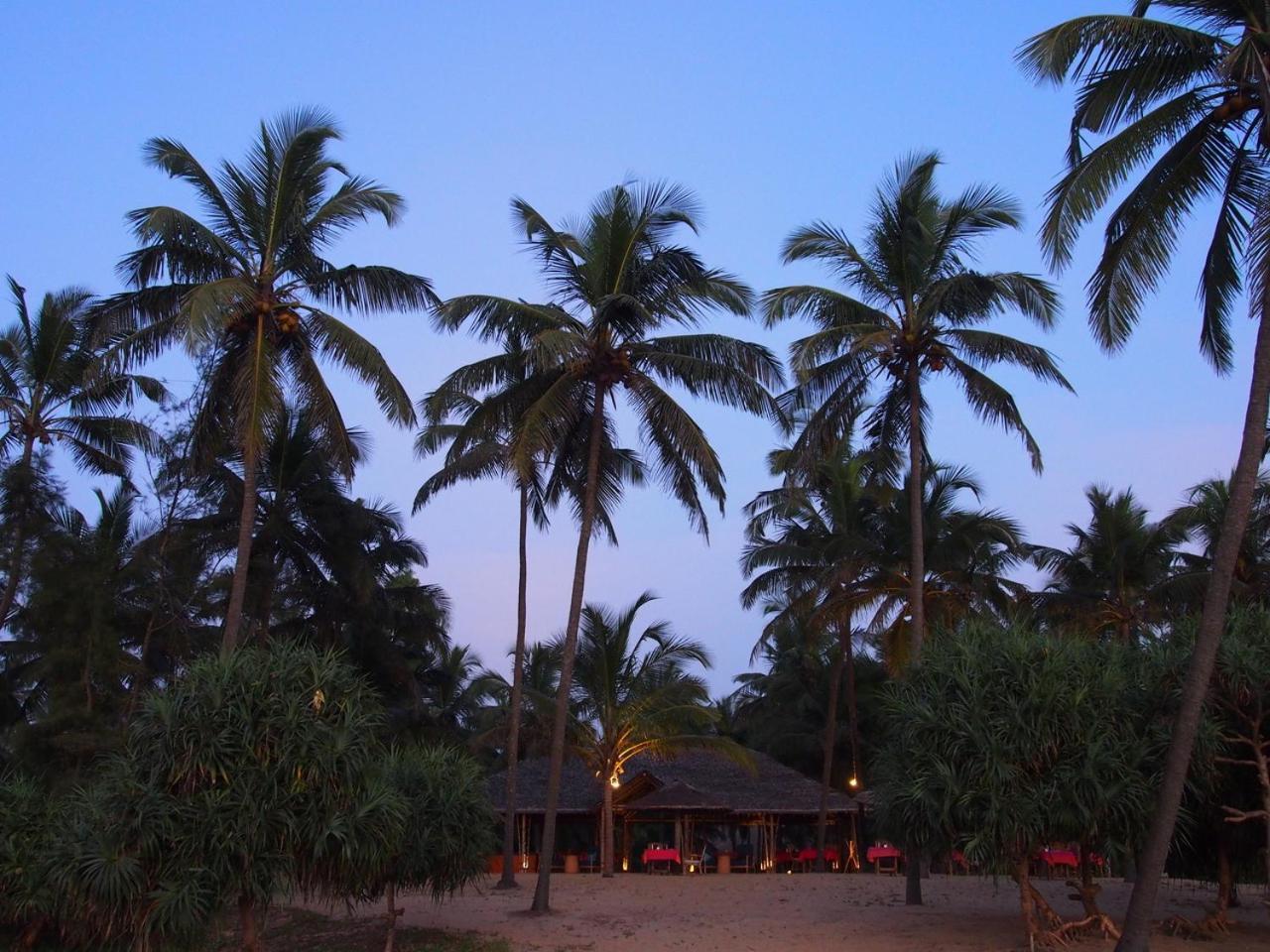 Neeleshwar Hermitage Nīleshwar Exterior foto